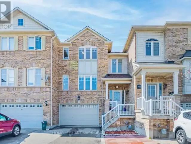 3 Bedroom Townhouse Oakville ON 104972843
