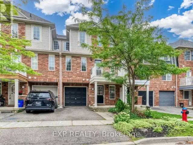 3 Bedroom Townhouse Oakville ON 105118891