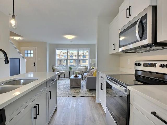 3 Bedroom Townhouse on 178 Chuka Blvd