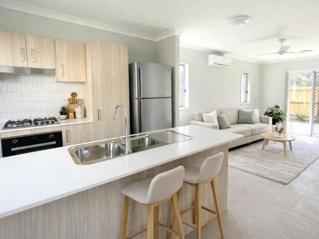 3 Bedroom Townhouse Opportunity in Growing Dakabin Perfect for Investment!