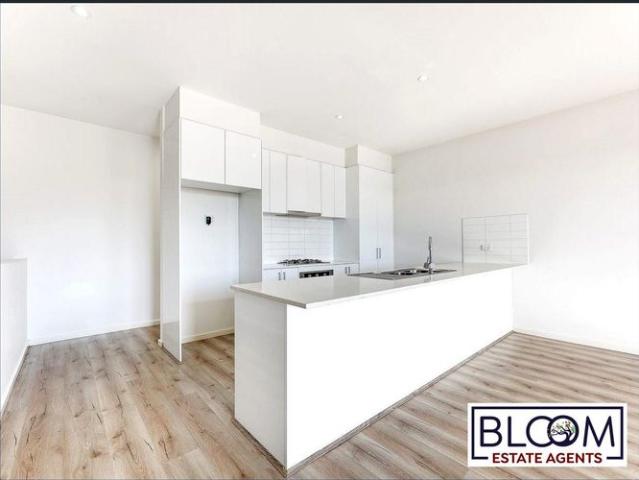 3 bedroom townhouse available now in Craigieburn