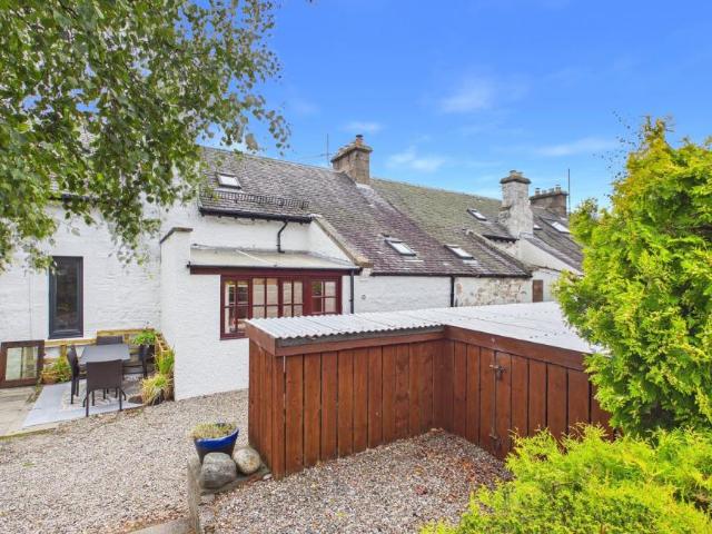 3 Bedroom Townhouse Aviemore Aviemore 105071994