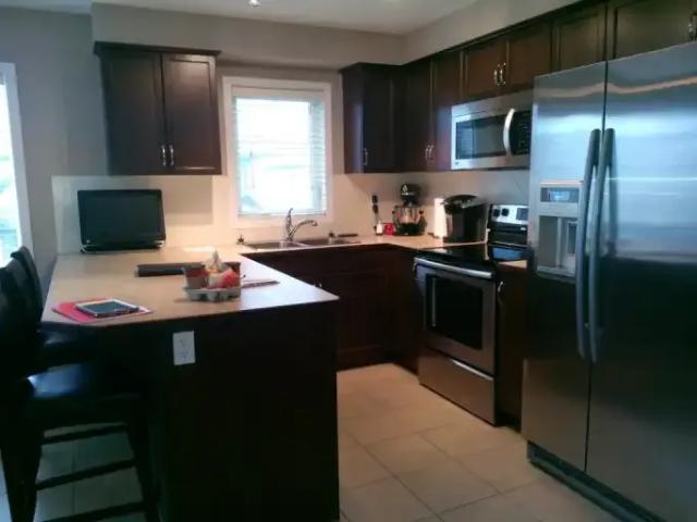 3 Bedroom Townhouse Airdrie AB 104179676