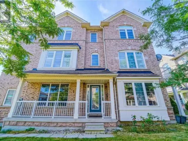 3 Bedroom Townhouse Ajax ON LS103840272