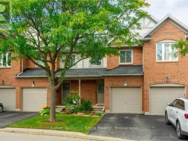 3 Bedroom Townhouse Burlington ON 104754031