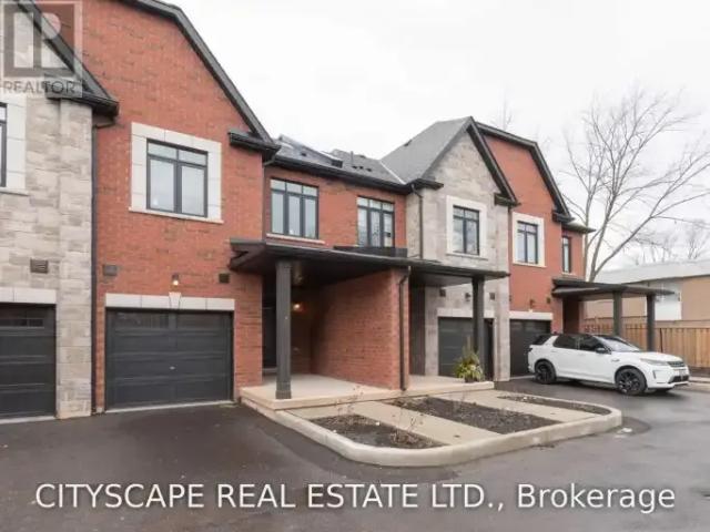 3 Bedroom Townhouse Burlington ON 105505994
