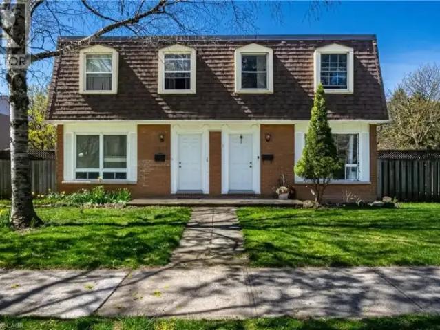 3 Bedroom Townhouse Burlington ON 101585021