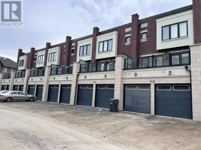 3 Bedroom Townhouse Caledon ON 103355351
