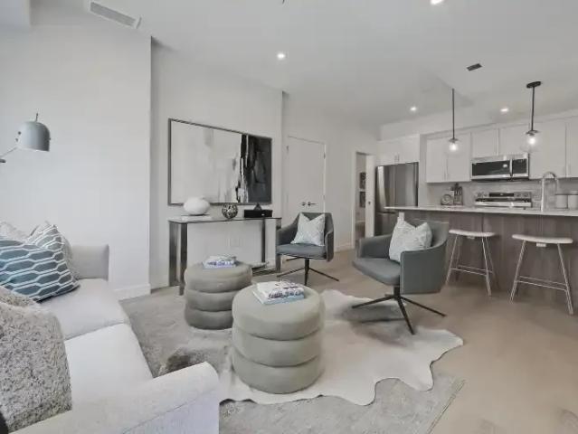 3 Bedroom Townhouse Calgary AB 104401490