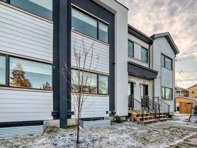 3 Bedroom Townhouse Calgary AB 104824525