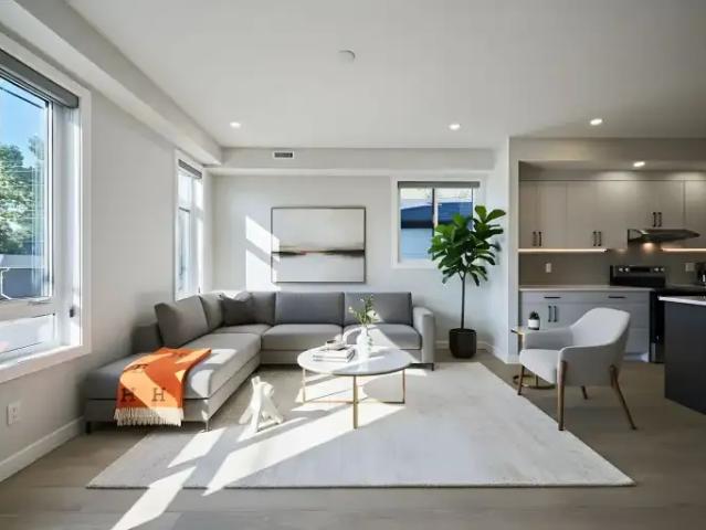 3 Bedroom Townhouse Calgary AB 104985957