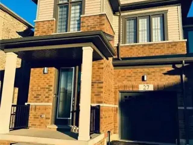 3 Bedroom Townhouse Cambridge ON 103770491