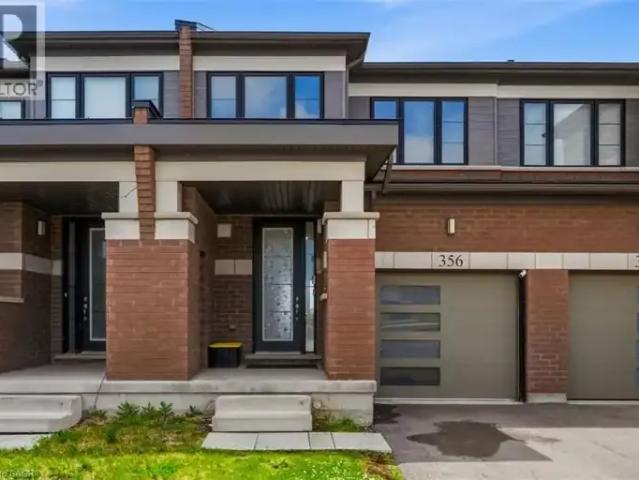 3 Bedroom Townhouse Cambridge ON 104638511