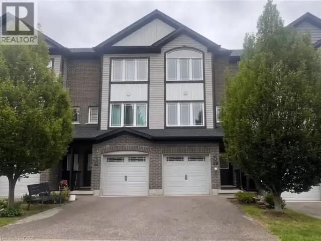 3 Bedroom Townhouse Cambridge ON 105394943