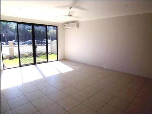3 Bedroom Townhouse close to Broadwater!