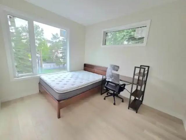 3 Bedroom Townhouse Edmonton AB LS105167422