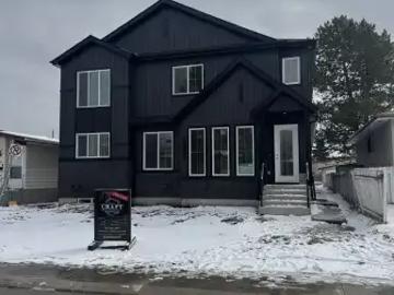 Townhouse to rent in King Edward Park