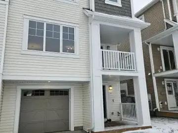 3 Bedroom Townhouse Edmonton AB 102467710