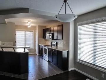 3 Bedroom Townhouse Edmonton AB 103487252