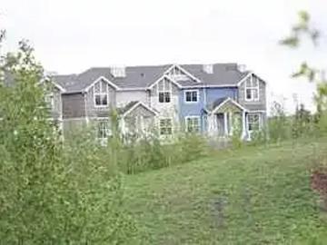 3 Bedroom Townhouse Edmonton AB 103410766