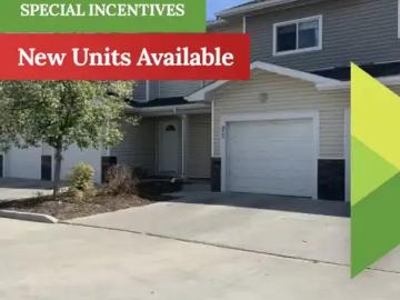3 Bedroom Townhouse Edmonton AB 103424158