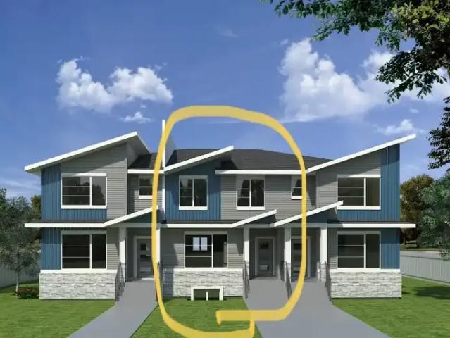 3 Bedroom Townhouse Edmonton AB 104535473
