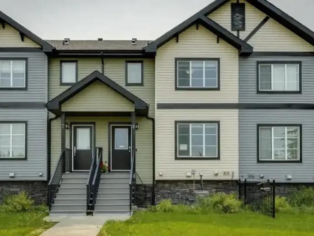3 Bedroom Townhouse Edmonton AB 105047892