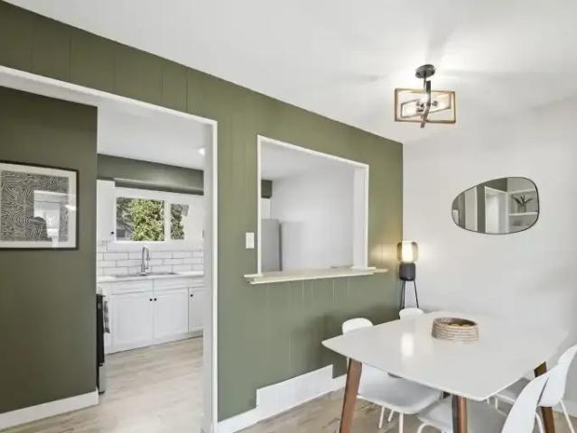 3 Bedroom Townhouse Edmonton AB 105198630