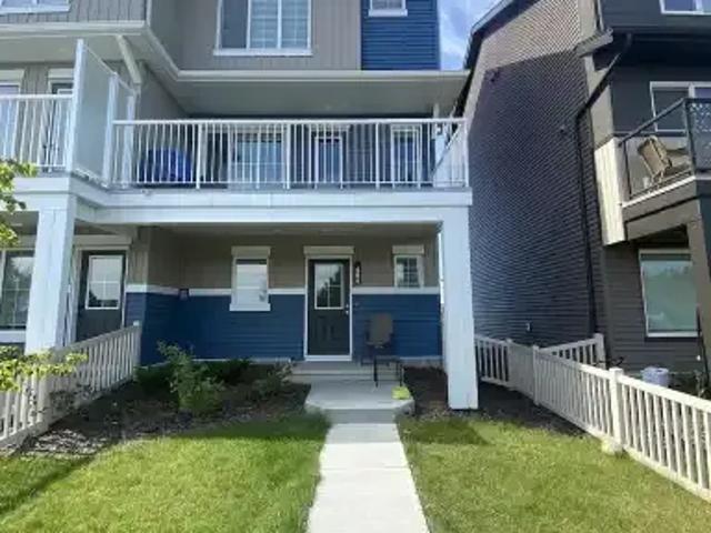 3 Bedroom Townhouse Edmonton AB 105281687