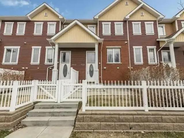 3 Bedroom Townhouse Edmonton AB 105601774