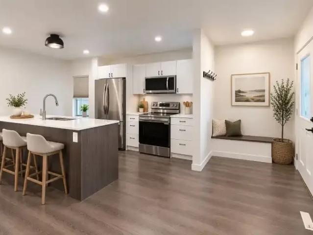 3 Bedroom Townhouse Edmonton AB 106223330