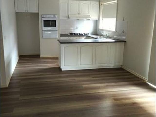 3 bedroom Townhouse for Lease DEER PARK VIC 3023