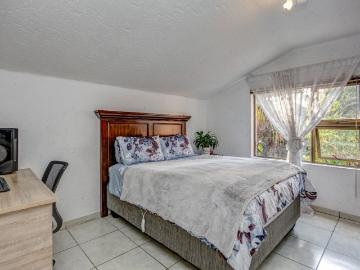 3 Bedroom Townhouse For Sale in Magaliessig