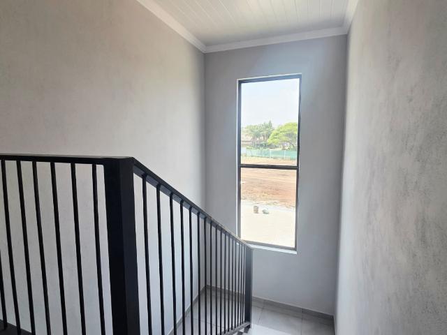 3 Bedroom Townhouse For Sale in Melodie