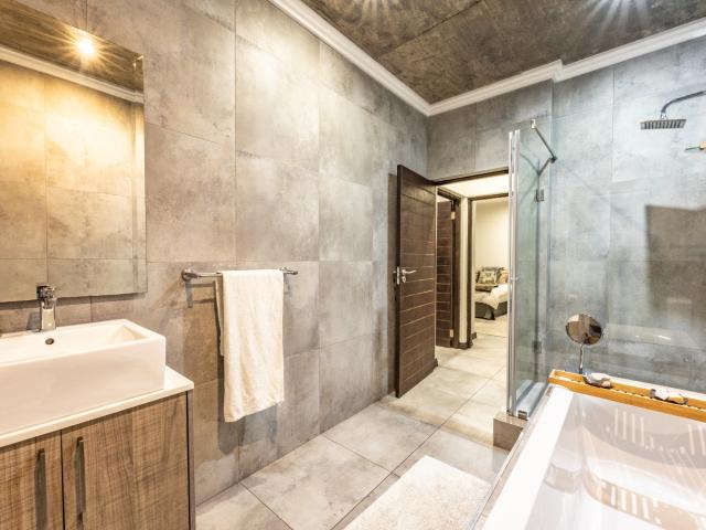 3 Bedroom Townhouse For Sale in Menlo Park