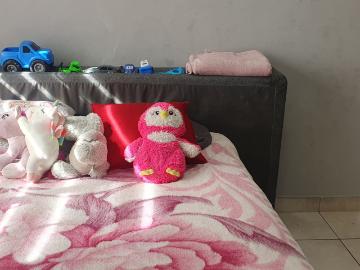 3 Bedroom Townhouse For Sale in Meredale