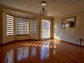 3 Bedroom Townhouse For Sale in Meredale