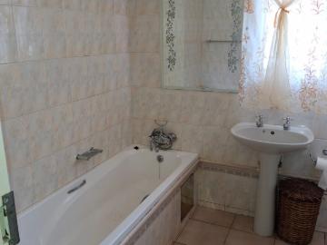 3 Bedroom Townhouse For Sale in Meredale