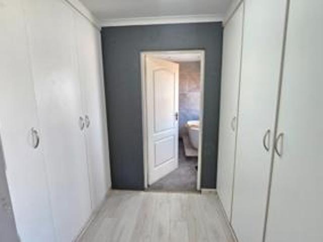 3 Bedroom Townhouse For Sale in Meyersdal