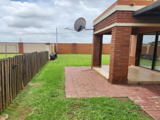 3 Bedroom Townhouse For Sale in Meyersig Lifestyle Estate
