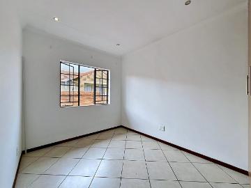 3 Bedroom Townhouse For Sale in Mooikloof Ridge