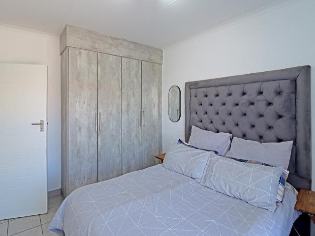3 Bedroom Townhouse For Sale in Monavoni