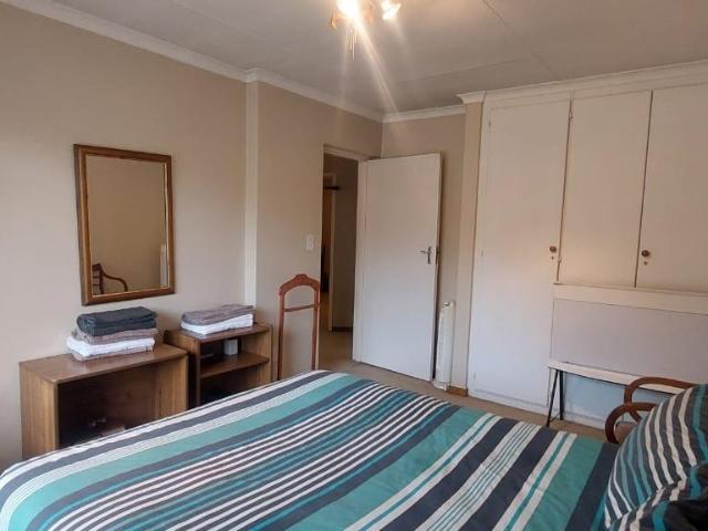 3 Bedroom Townhouse For Sale in Mondeor