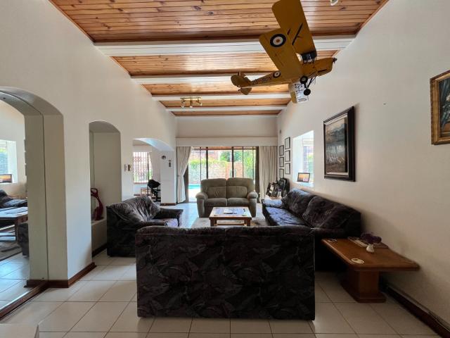 3 Bedroom Townhouse For Sale in Morning Hill