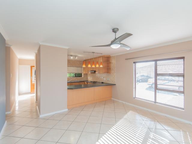 3 Bedroom Townhouse For Sale in Morningside