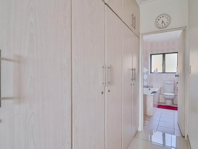 3 Bedroom Townhouse For Sale in Morningside