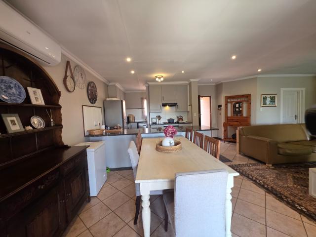 3 Bedroom Townhouse For Sale in Moreleta Park