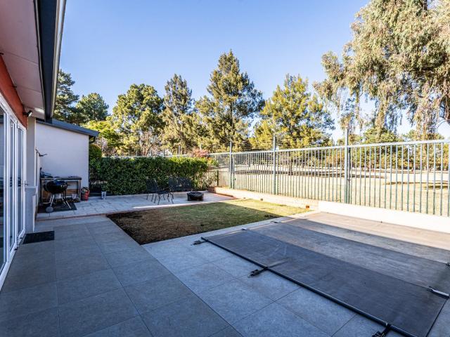 3 Bedroom Townhouse For Sale in Moreleta Park