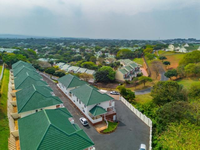 3 Bedroom Townhouse For Sale in Mount Edgecombe