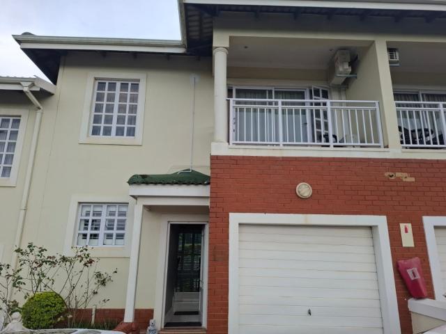 3 Bedroom Townhouse For Sale in Mount Edgecombe